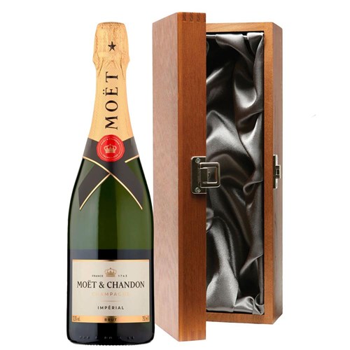 Moet And Chandon Brut Champagne 75cl in Luxury Gift Box